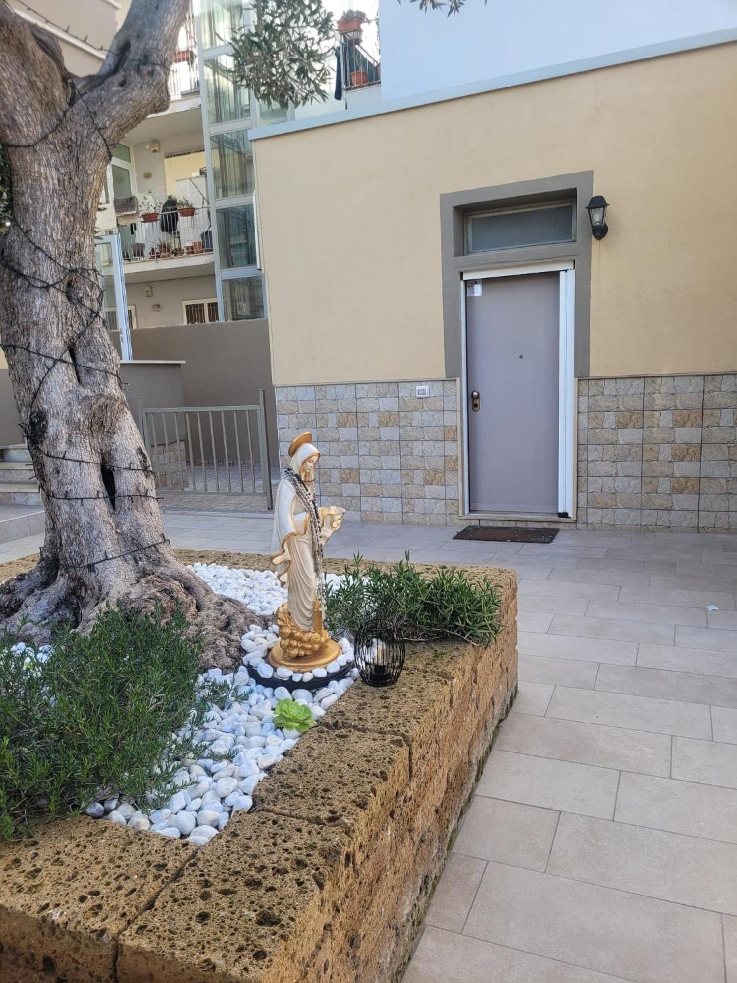 House Del Levante Locazione Turistica Bari Exterior foto